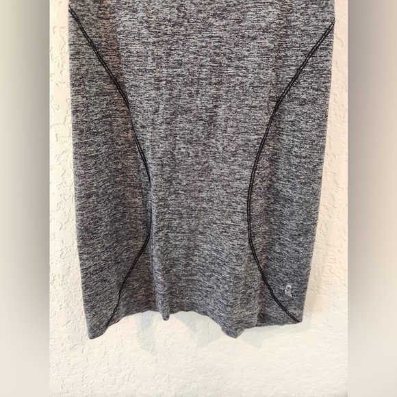 ebb & flow gray tank top Size one size - Picture 3 of 9
